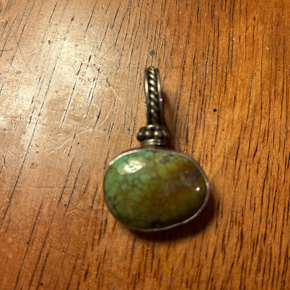 Jewelry - Green Turquoise Pendant with Detail on setting